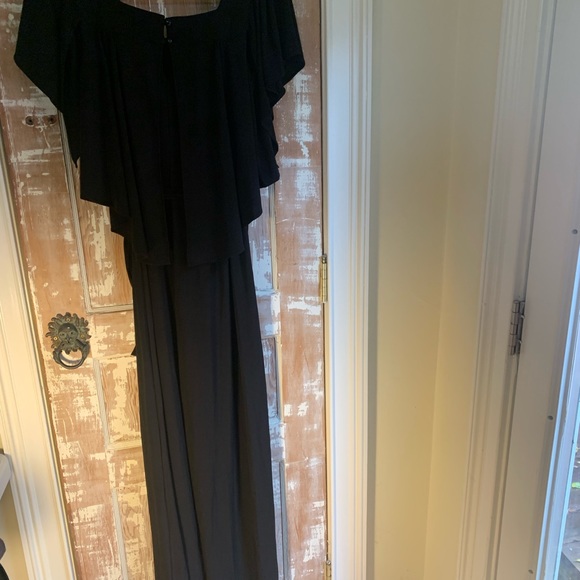 Black short sleeve jumpsuit - Picture 4 of 4